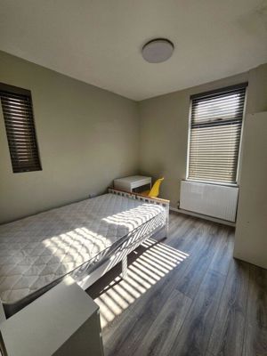 Photo 16- click for photo gallery